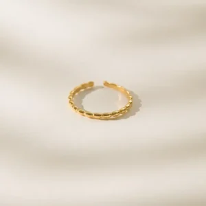 Aqua Ring (5) The Aqua Ring features a fluid design crafted in 925 sterling silver.
