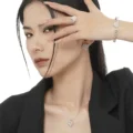 Corina Yüzük